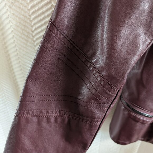 BlankNYC Faux Leather Moto Jacket NWOT Burgundy Oxblood Medium Biker - Picture 7 of 12